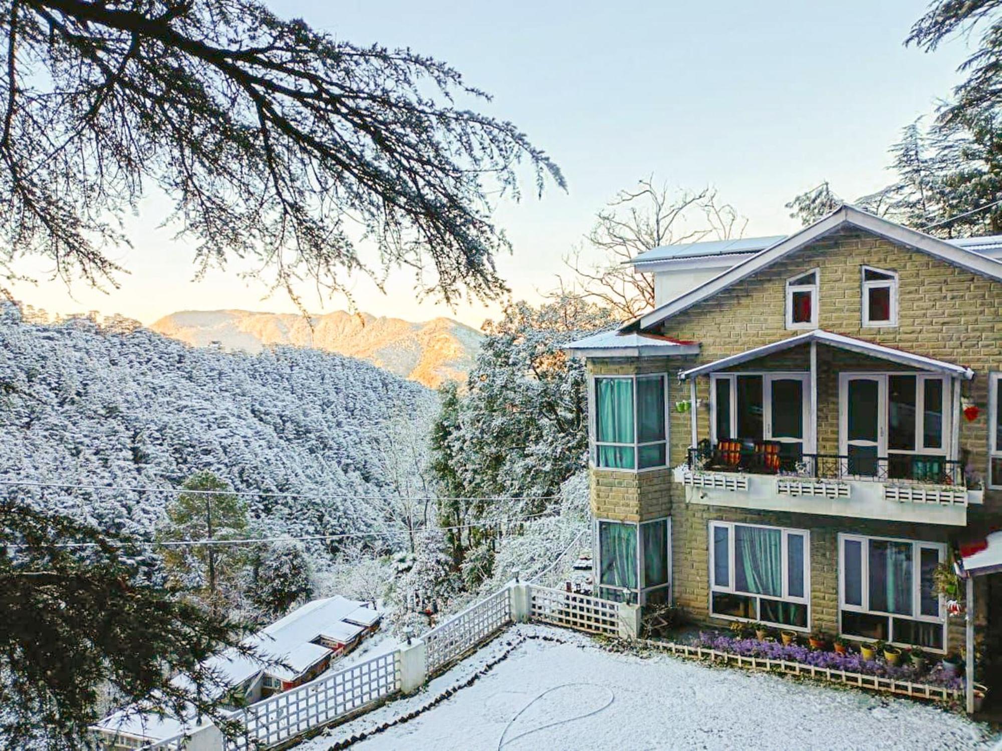 Whispering Pines Villa Shimla Exterior photo
